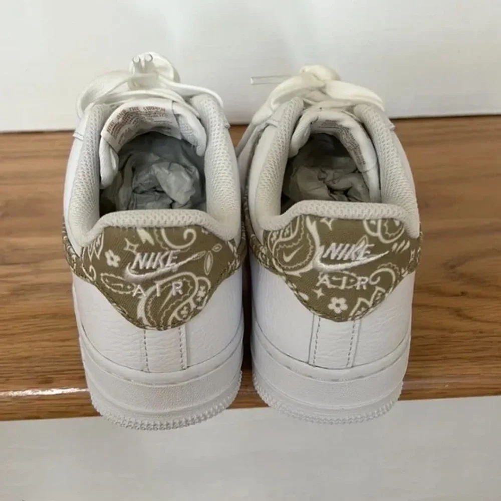 Nike women air